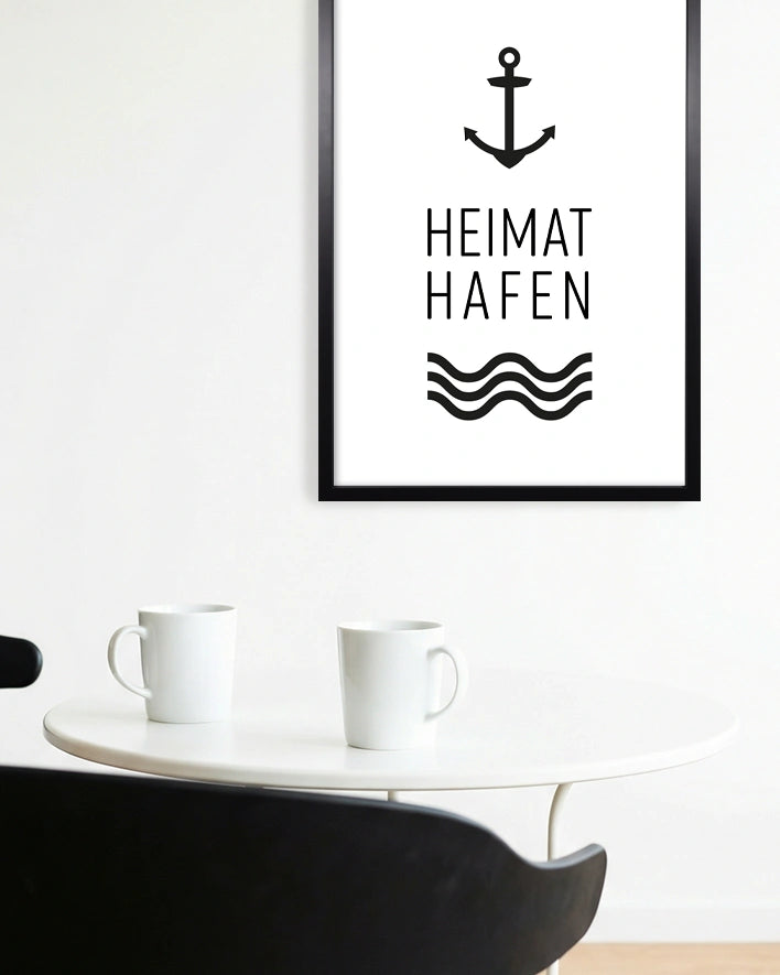 Starkes Typografieposter im edlen Rahmen aus schwarz lackiertem Echtholz. Hier wird lokale Verbundenheit und Identität ausgedrückt.