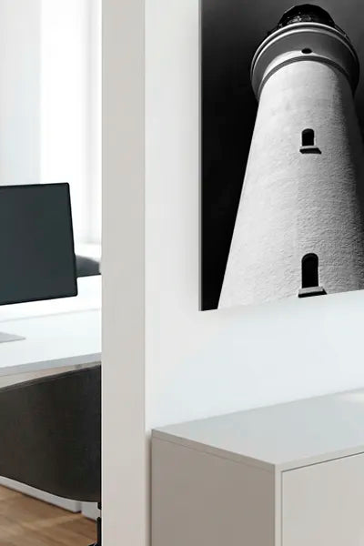 Wandbilder mit klarer, nordischer Architektur.