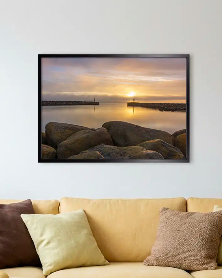 Hafenmole im Sonnenaufgang