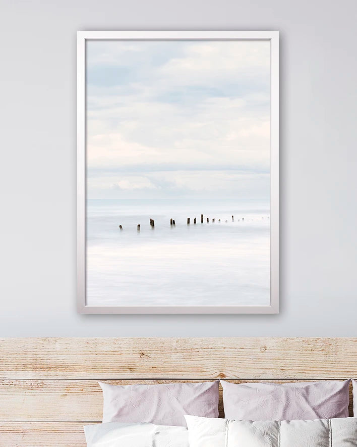 Wellenbrecher im Meer