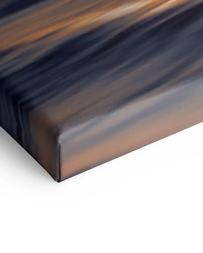 Wellen in goldenem Schein