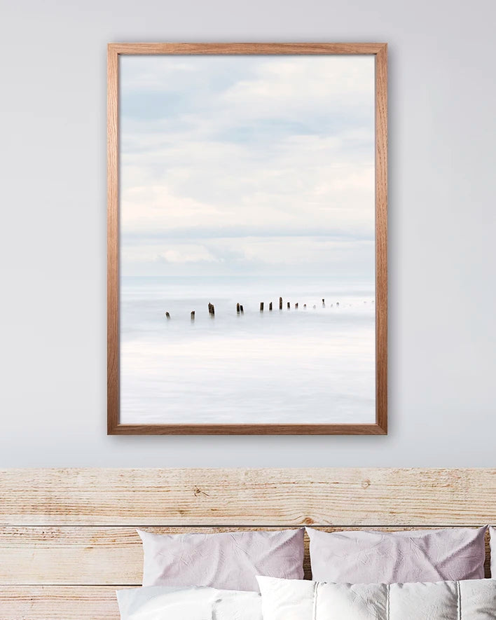 Wellenbrecher im Meer